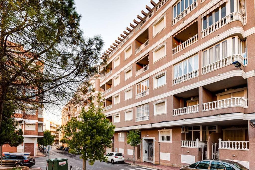 Apartment Ramon Gallud 204 Torrevieja Exterior photo